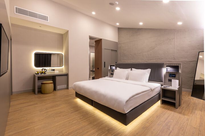 Room 29 of 96