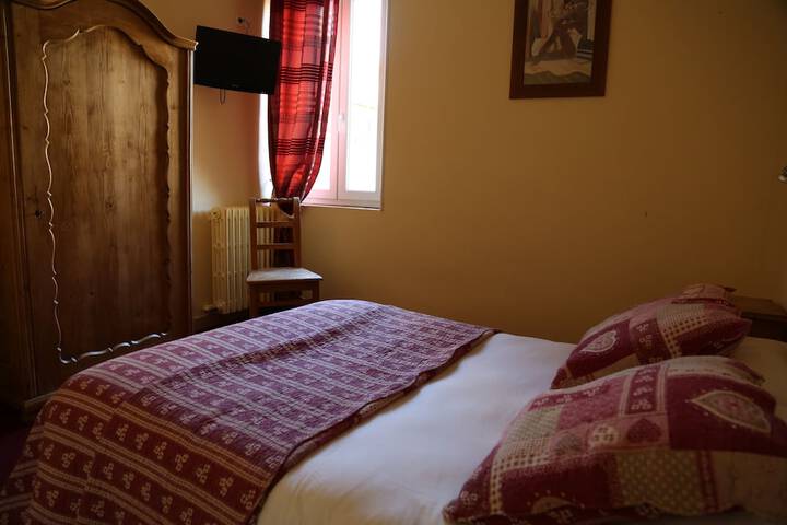 Room 49 of 70