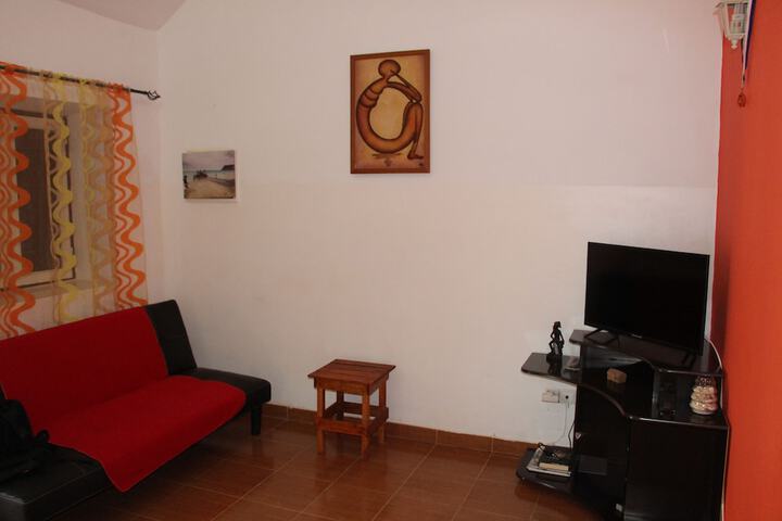 Room 5 of 11