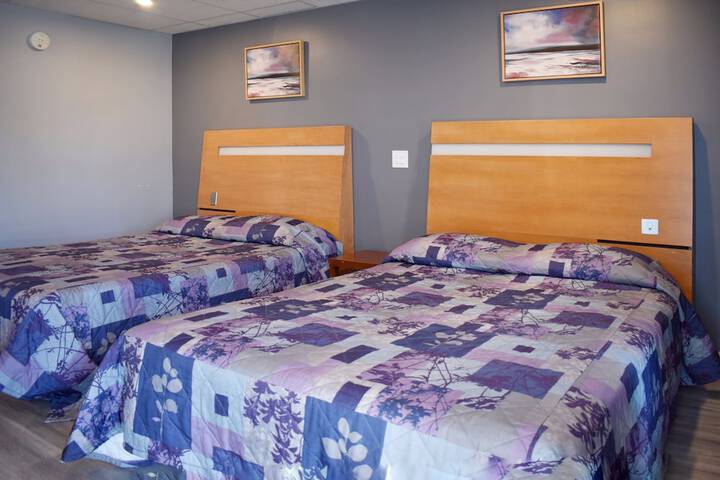 Room 35 of 82