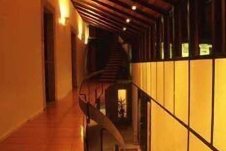 Hotel Interior 16 of 39