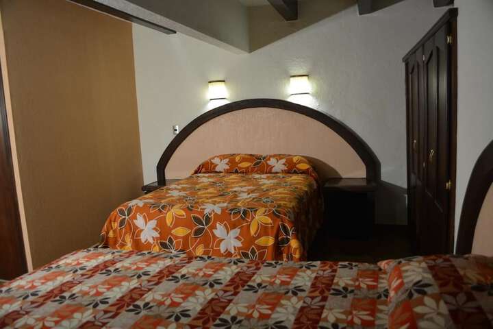 Room 15 of 43