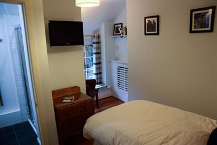 Room 29 of 40