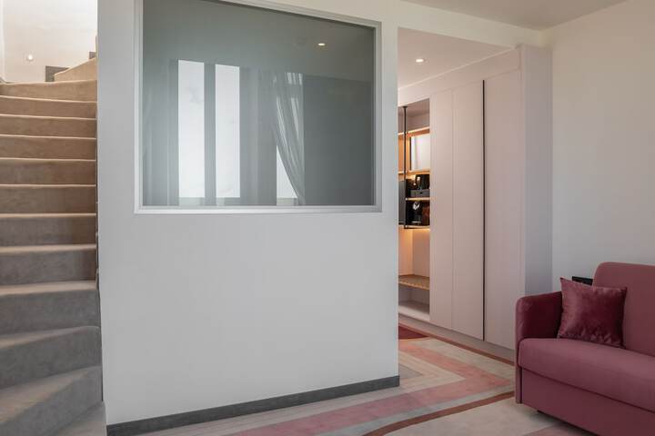 Room 13 of 61