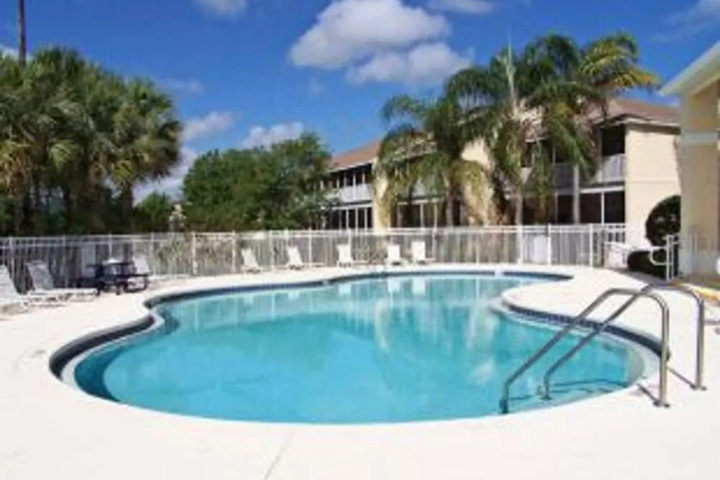 Pool 12 of 21