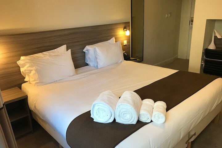 Room 5 of 36