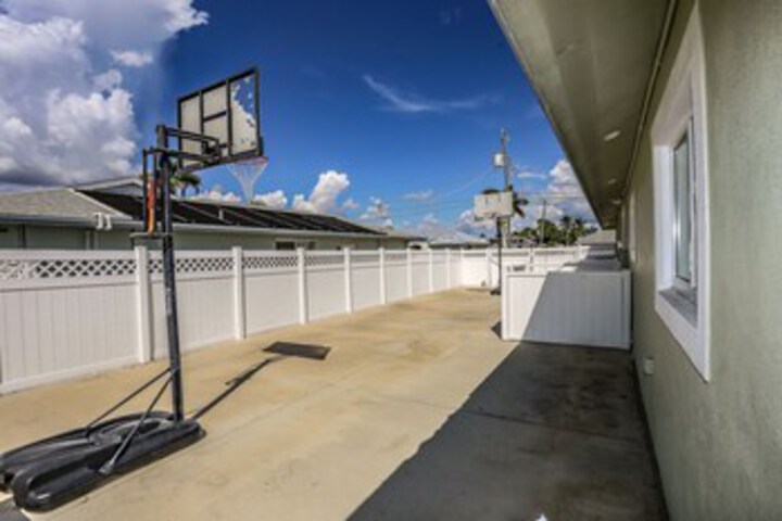 Property Grounds 38 of 53