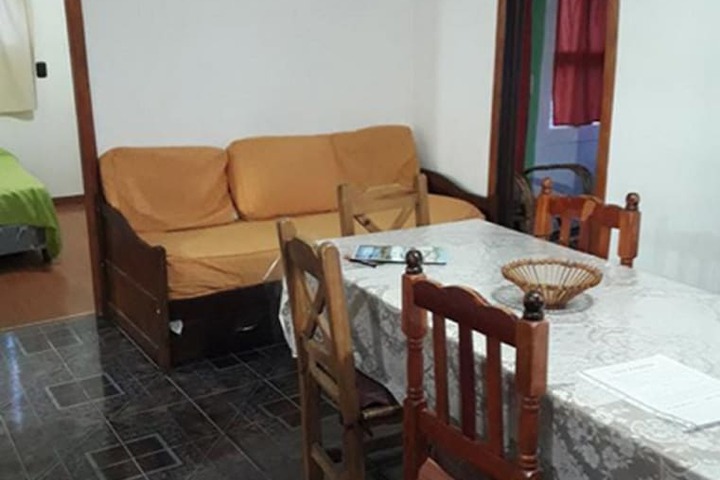 Room 3 of 11