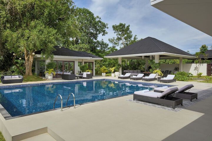 Pool 146 of 191