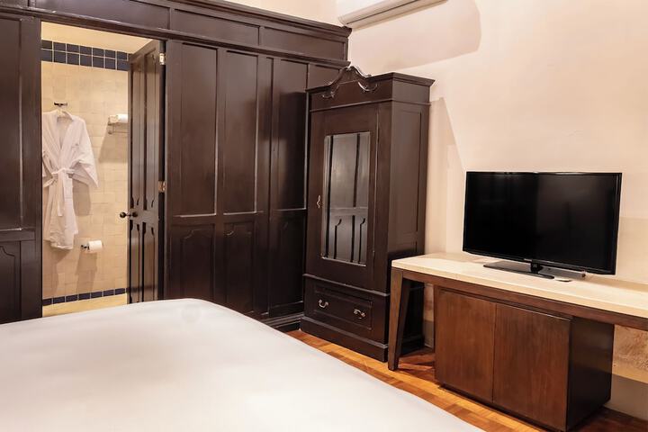 Room 45 of 92