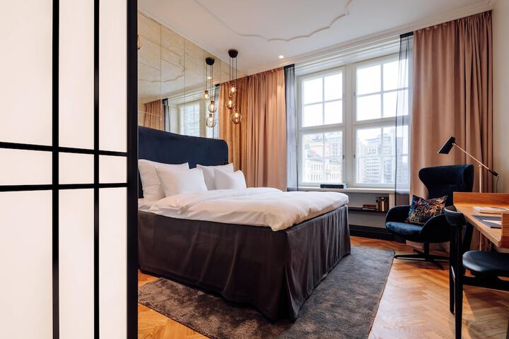 Room 25 of 117