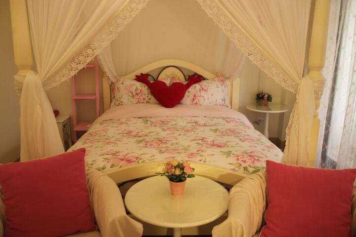 Room 10 of 67