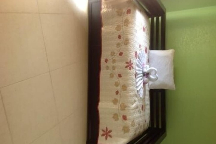 Room 16 of 65