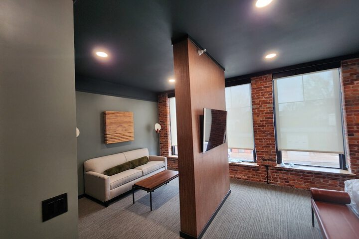 Room 4 of 29