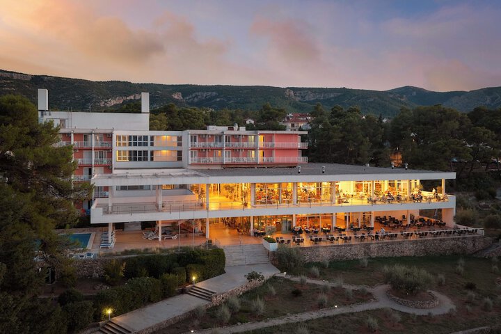 Hotel 58 of 67
