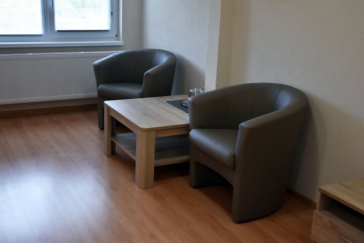 Room 8 of 41
