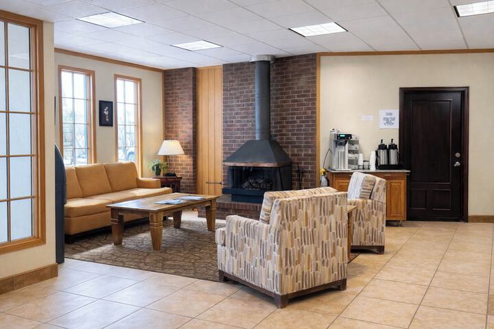 Guest Lobby