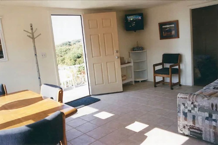 Room 80 of 190