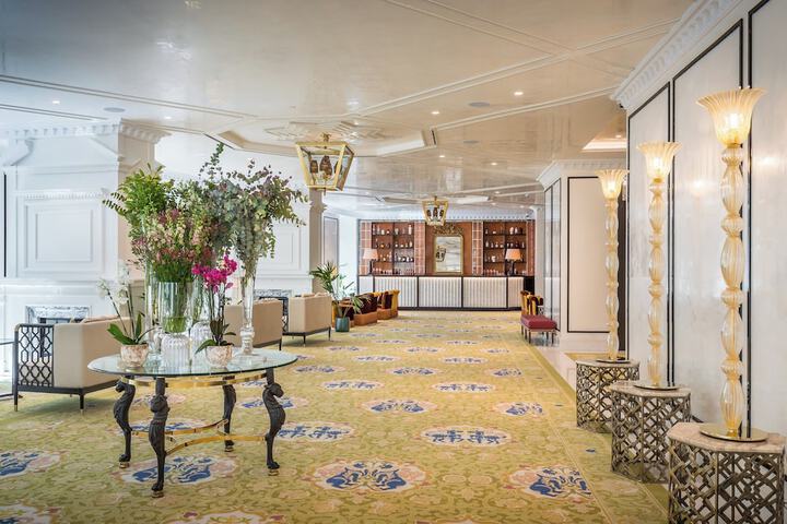 Hotel Interior 7 of 145