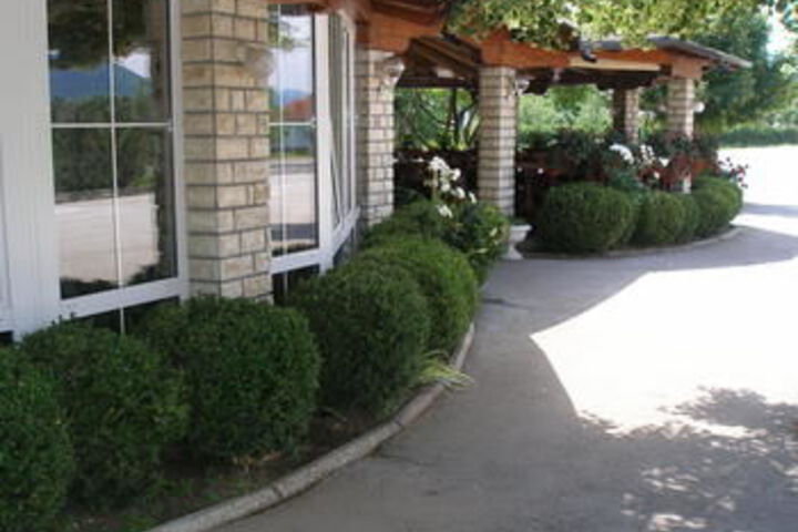Hotel Exterior 6 of 22