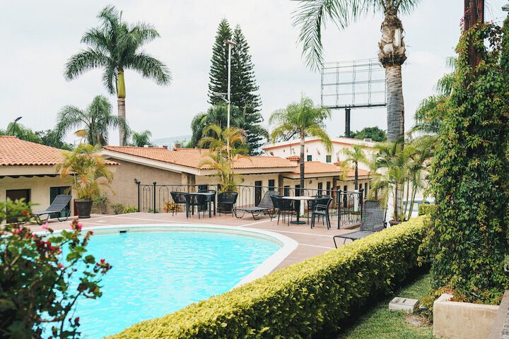 Hotel with Pool