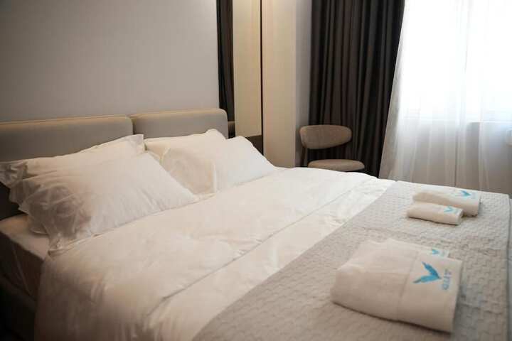 Room 116 of 171