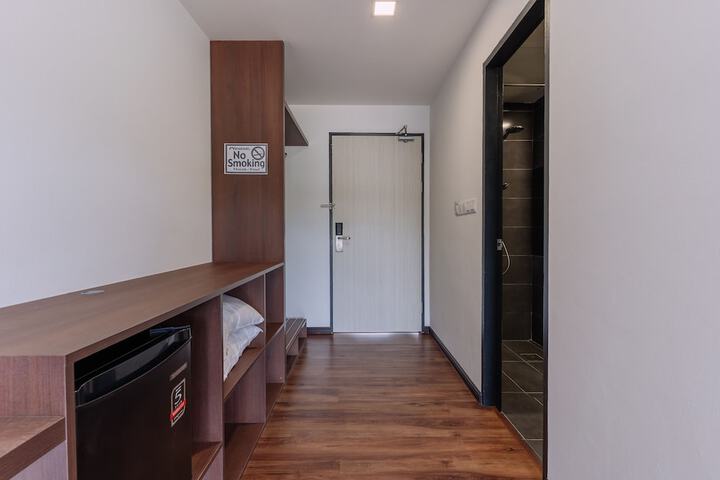 Room 12 of 71