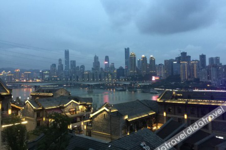 Liangjiang Jiyi Hotel
