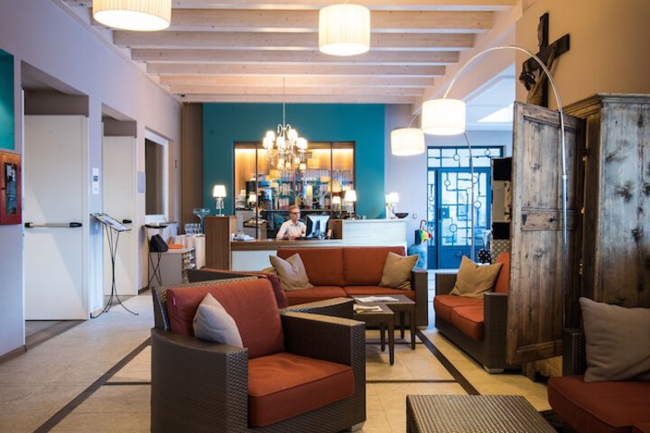 Lobby sitting area