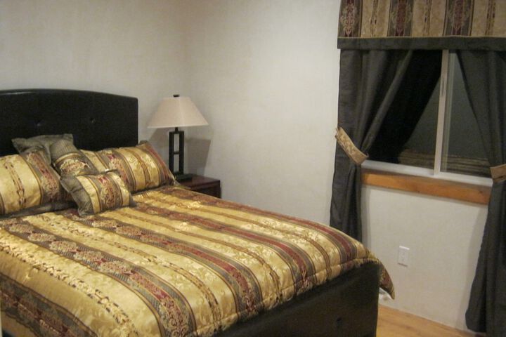 Room 16 of 100