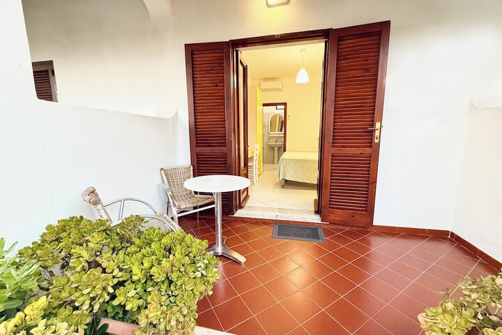 Terrace/Patio 36 of 65