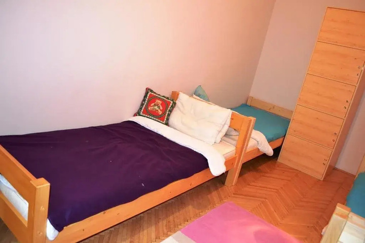 General 3 of 11