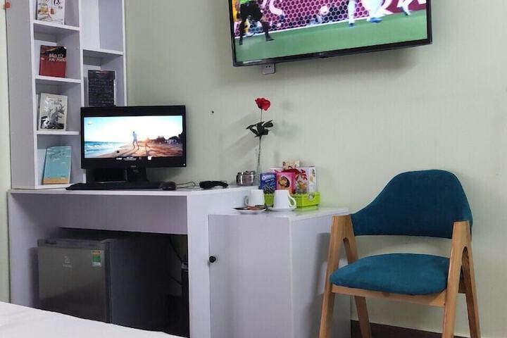 Room 7 of 42