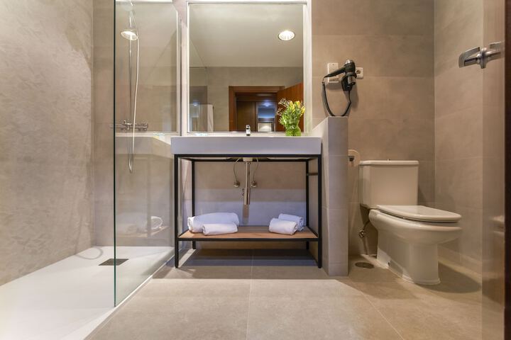 Bath Photo