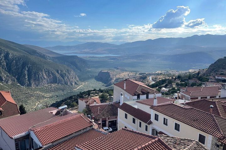 Tholos in Delphi