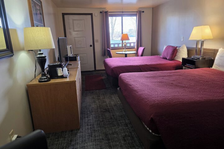 Room 10 of 63