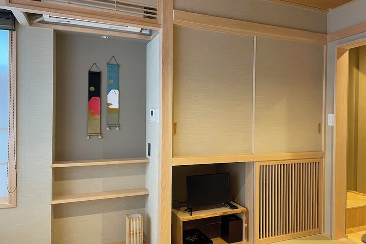 Room 10 of 39