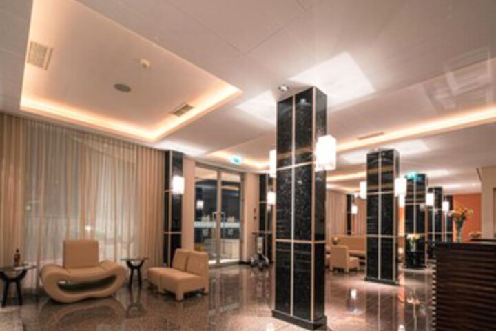 IBIS STYLES IU LUANDA VIANA