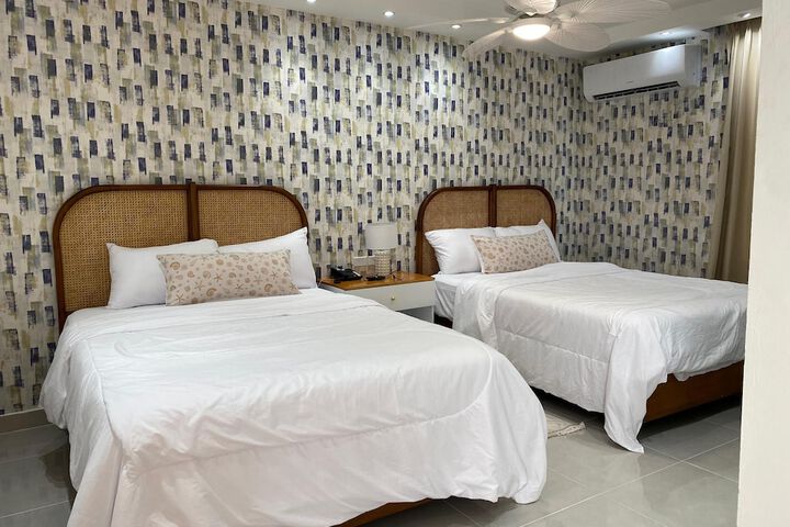 Room 7 of 22