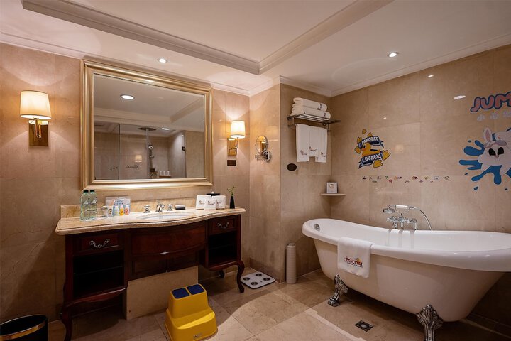 Room 47 of 378