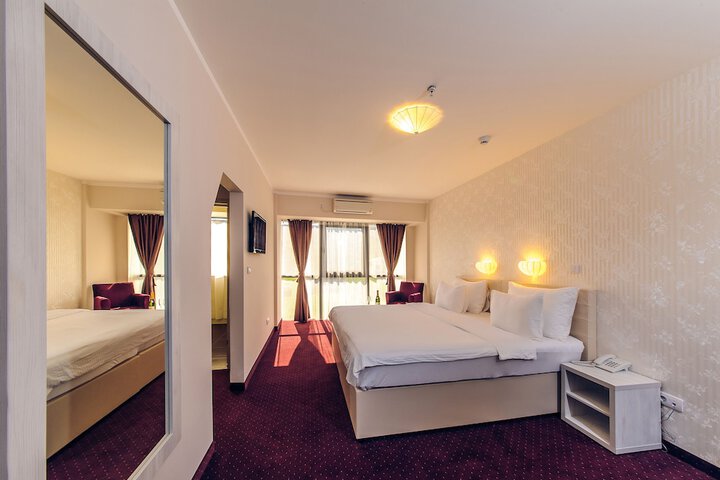 Room 3 of 46
