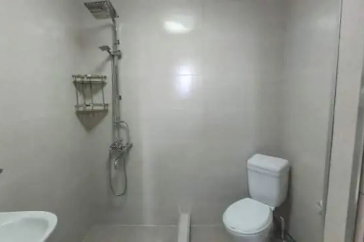 Room 5 of 5