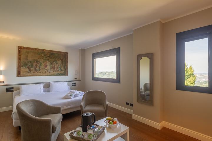 Room 16 of 87