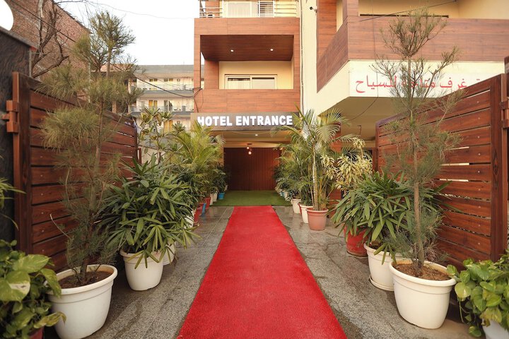 Hotel 71 of 77