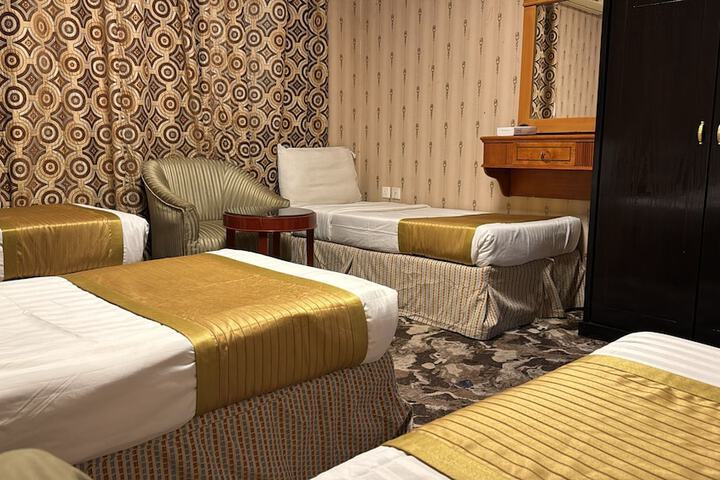 Room 18 of 49