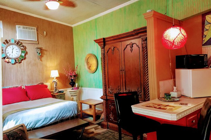 Room 12 of 53