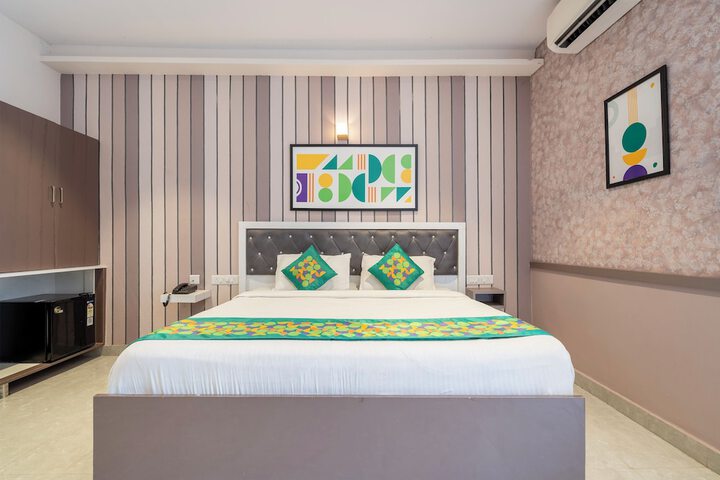 Room 7 of 38