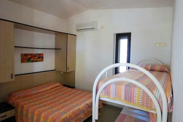 Room 10 of 55