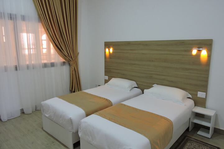 Room 13 of 68