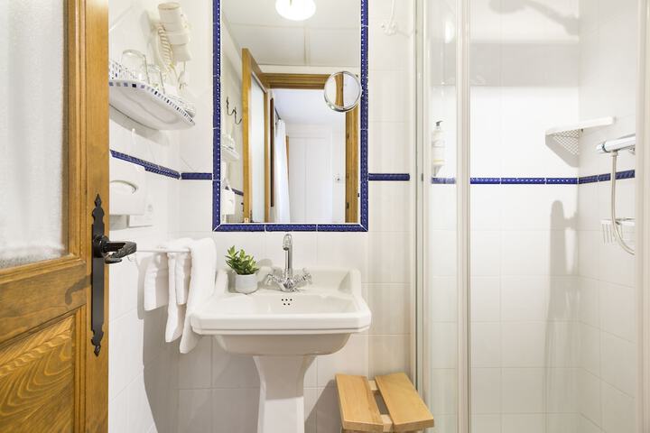 Bath Interior